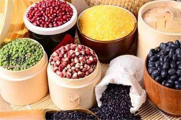 指甲出现竖纹？可能是肝脏在警示，喝水中加入这一天然食材助排肝毒